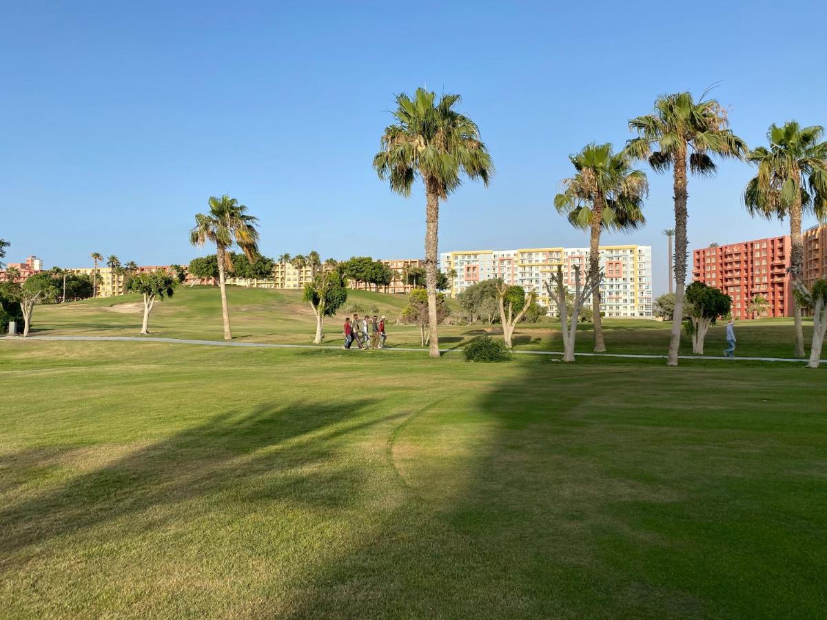 Porto Golf Marina Aqua Park & Beach Access By Best Of Bedz אל עלמיין מראה חיצוני תמונה